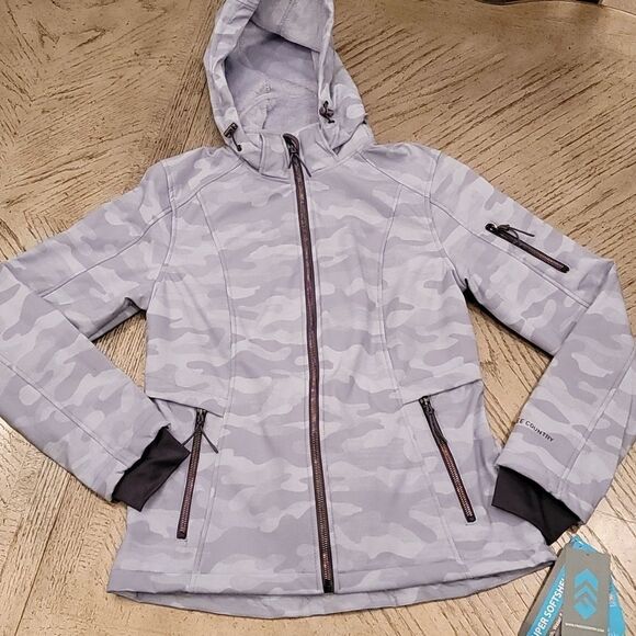 Silver Camo hooded jacket NWT 🤍 - Picture 2 of 9